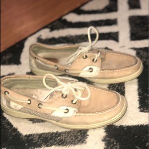 Sperry topsiders